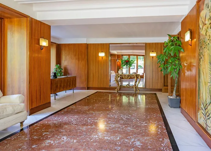 Vatican Park Apartment *